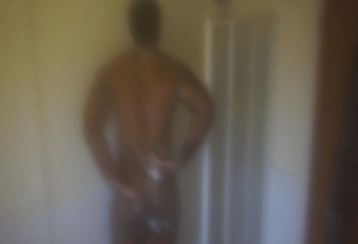 Amadeus: Shower After the Gym 2. Amadeus Mode