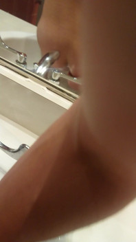Jiggly White Oriental Ass