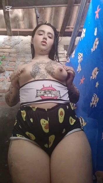 Dalyla: Grávida pobre