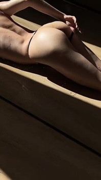 与faphouse成人模特zafira Lauren的橄榄油屁股