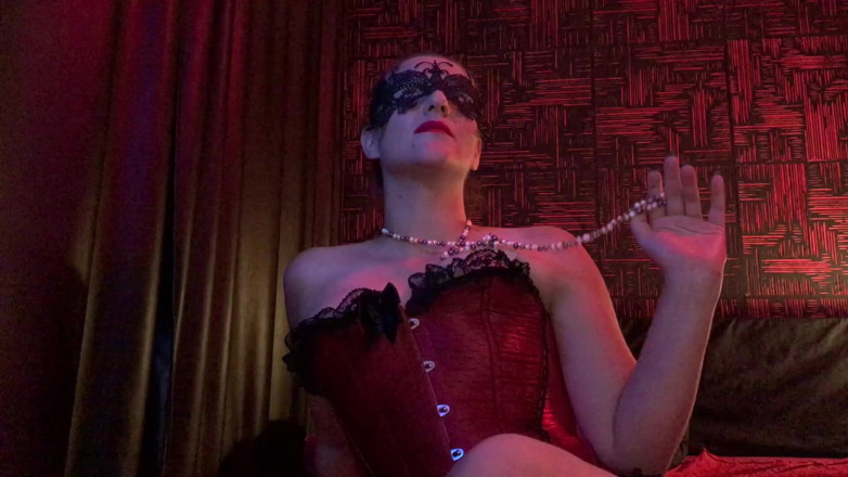 Mistress Hotwife Venus: Kadın kılıklı olma arzusu