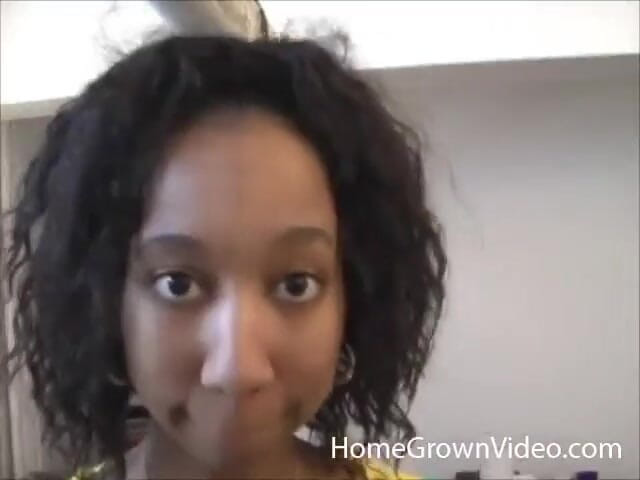 Homegrown Ebony: Melvina gibt Dick tollen kopf