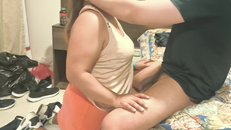 Moo DBOXXX: फिर से सिंगल मदर के साथ मैं फेसबुक पर मि ला, वह दूध की अपनी दैनिक खुराक चाहती है