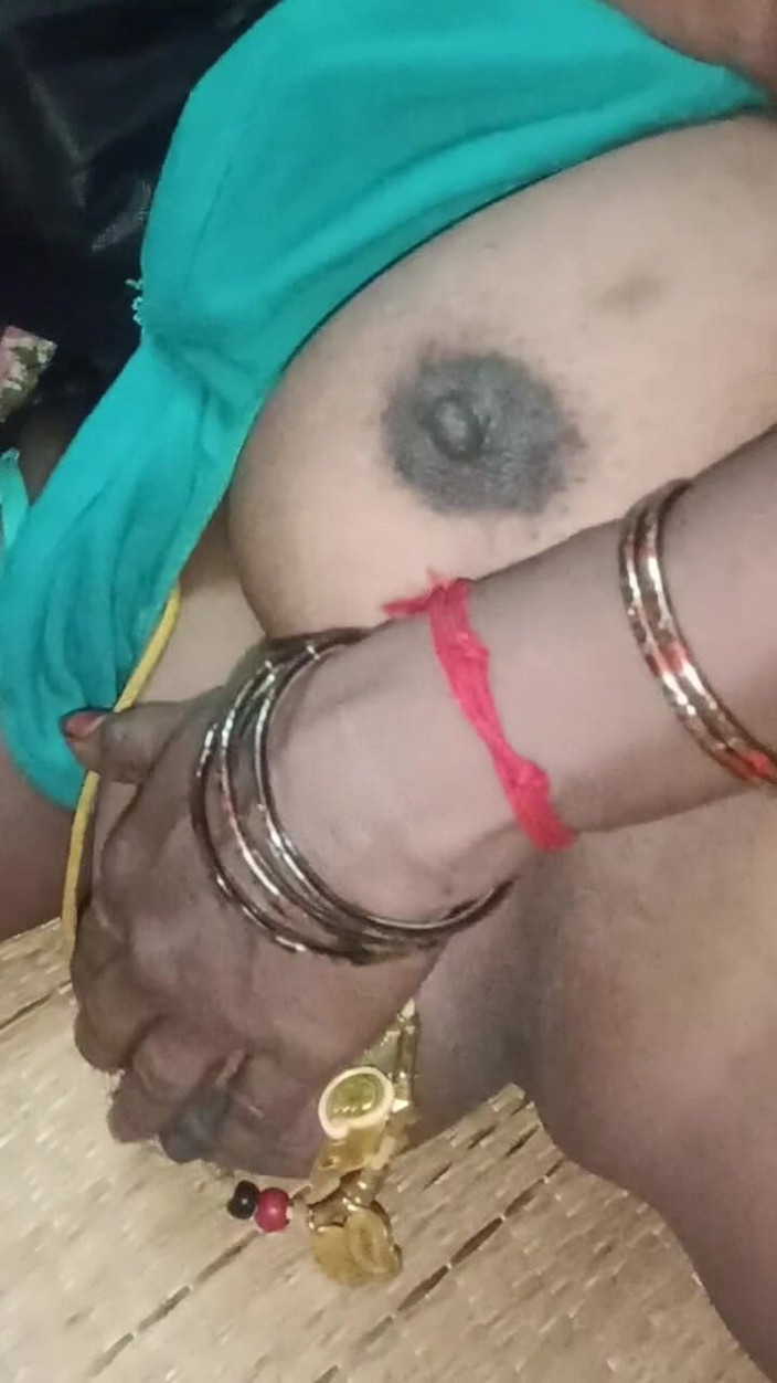 MANJULAK: Chennai aunty and husband friend