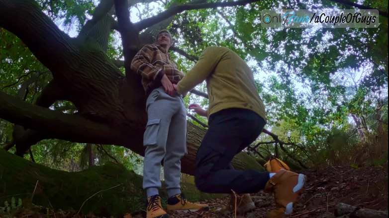 ACoupleOfGuys: Hinterhältiges im park