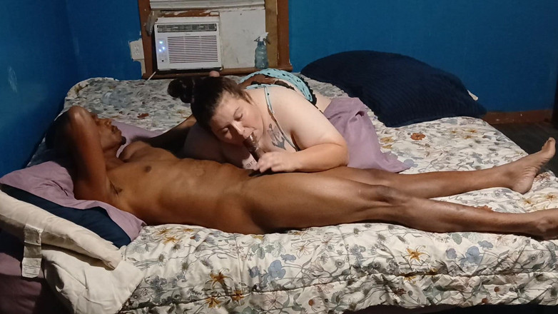 Big uhaul: Awek putih dengan pantat besar dapat batang itu dengan betul