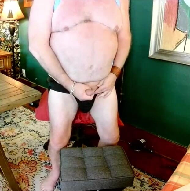 beardaddychub: カムで継息子のためにパパがオナニーする