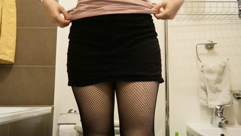 RavenBigAss: เรเวน: เข้าห้องน้ำเพื่อฉี่