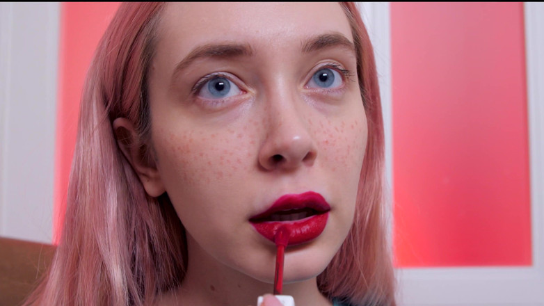 Loly Nebel Studio: Worship My Face, Tiny Toy