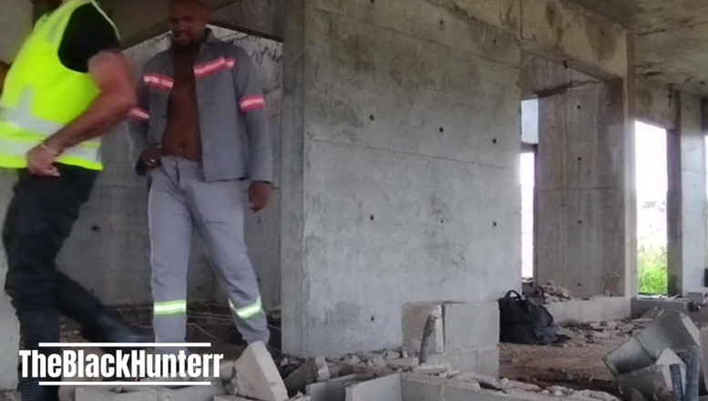 TheBlacKHunterr: Ngày lễ và công nhân chết tiệt trong xây dựng