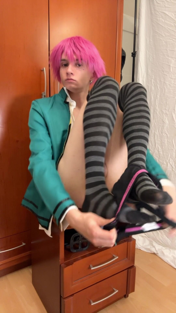 FemmeTwunkie: Czy powinienem zrobić więcej seksownych cosplayów?