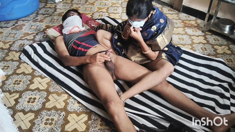 Desishycouple: Shivani seks z Devarem w kuchni część 2
