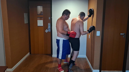 Punchbagplz: Tombul ayı boksör vs jobber