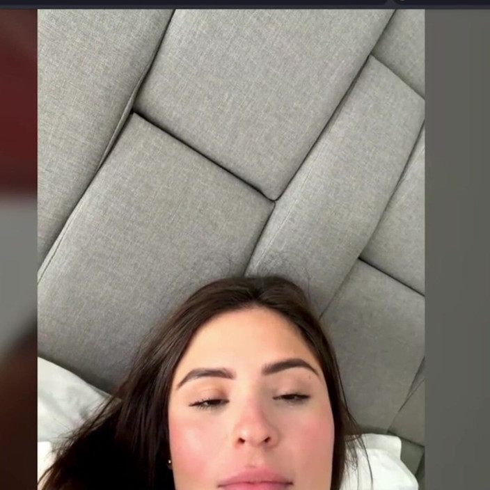 Ayumi Hall: Como Ser Fodida Quando Estou Na Cama Logo Depois De...