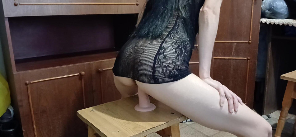 Lesbian-candys: Mă fut tare cu un vibrator și ejaculez intens