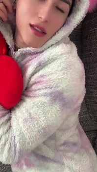 Banci Femboy – Cuteness Overload Dengan Pancutan Mani Xoxo