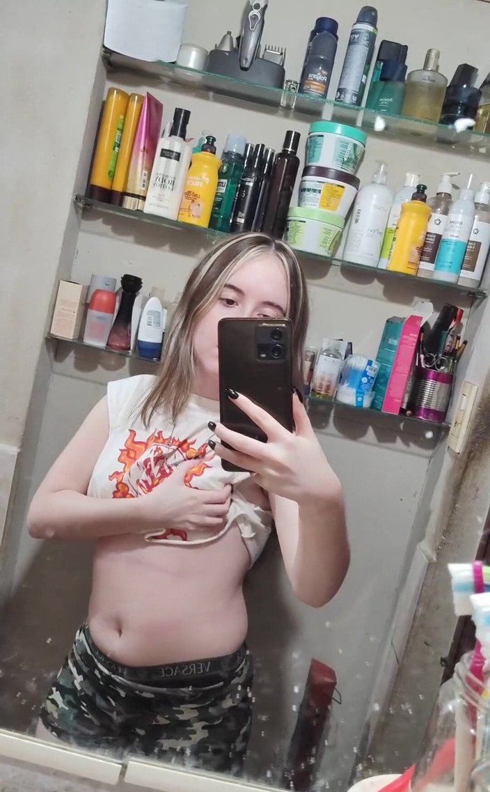 RavenHearth666VIP: Hraní s mými roztomilými bradavkami