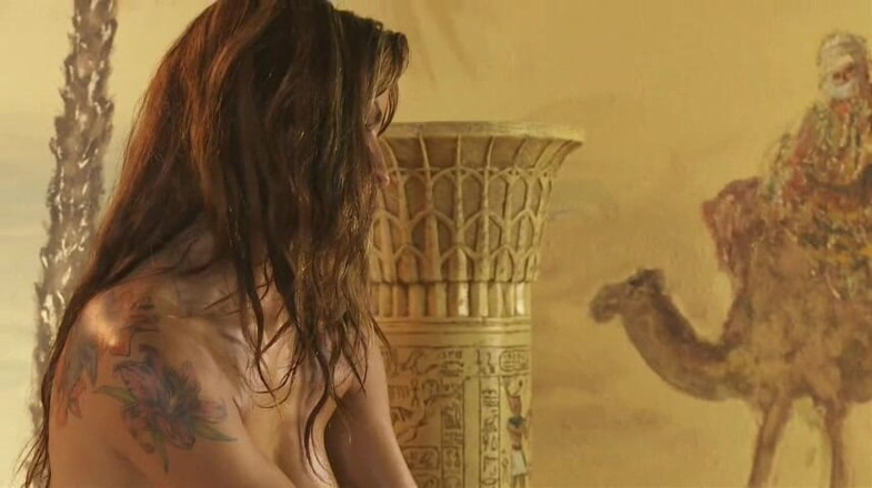 Touch The Body: Dotkněte se těla: erotická turecká masáž: část 1