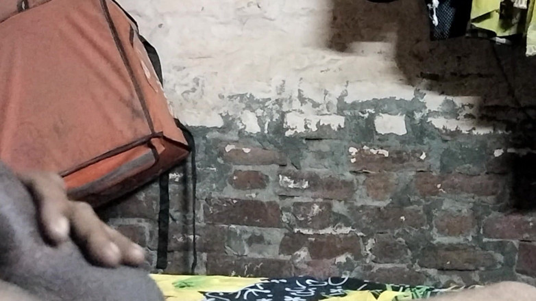 Thokuram: Sono andato nella stanza della sorellastra e l'ha scopata