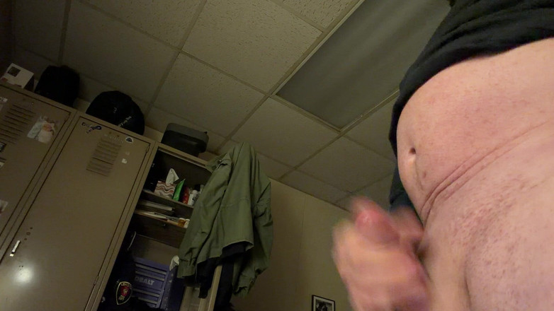 Tatted Daddy: Cumming