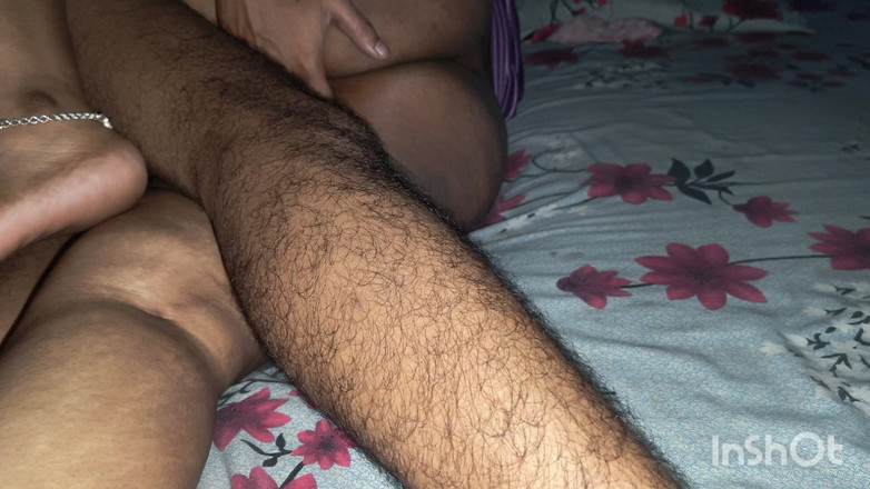 angelstar7834: Desi Bhabhi odešla poté, co zapomněla svůj domov