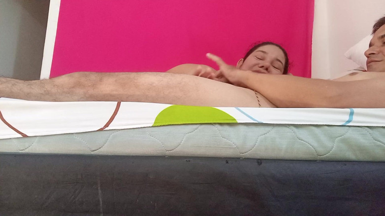 Valkyrie and Luigy Couple: Ahli sepong kontol luar biasa untuk sepong kontol sampai tenggorokan