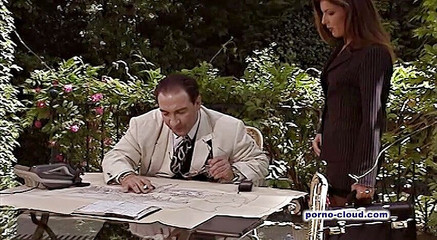 Porno Cloud: Sunny sborrata in bocca con mia moglie e la mia...