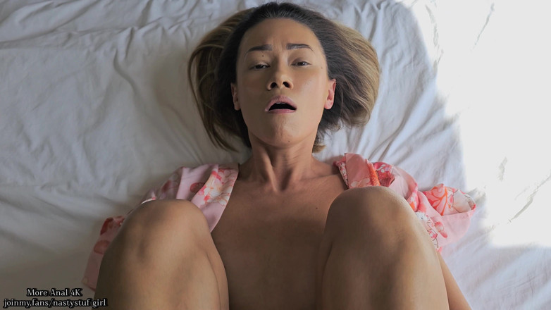 Nastystuf Girl: บำบัดทางเพศกับคุณแม่เลี้ยงเอเชียเงี่ยน จับฝ่าเท้าแล้วเย็ดตูด