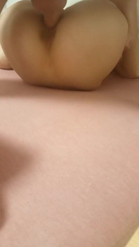 No podía esperar para poner su polla en mi coño mojado