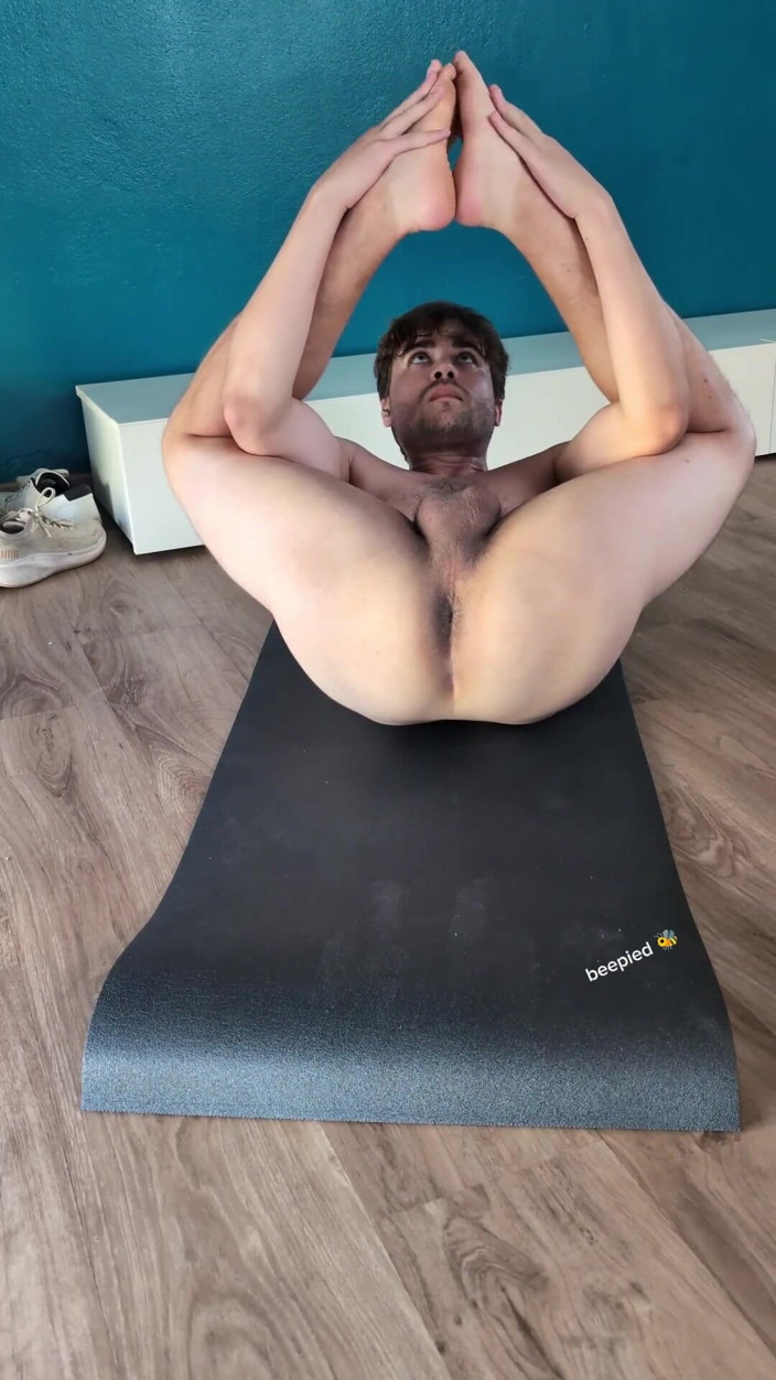 Beepied: Neden antrenmanımı hiç bitiremiyorum? Yalnız adam büyük bir dildoya biniyor -...