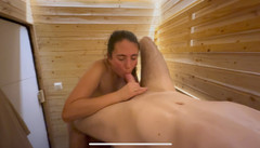 Couple9084: Sexy hry v sauně