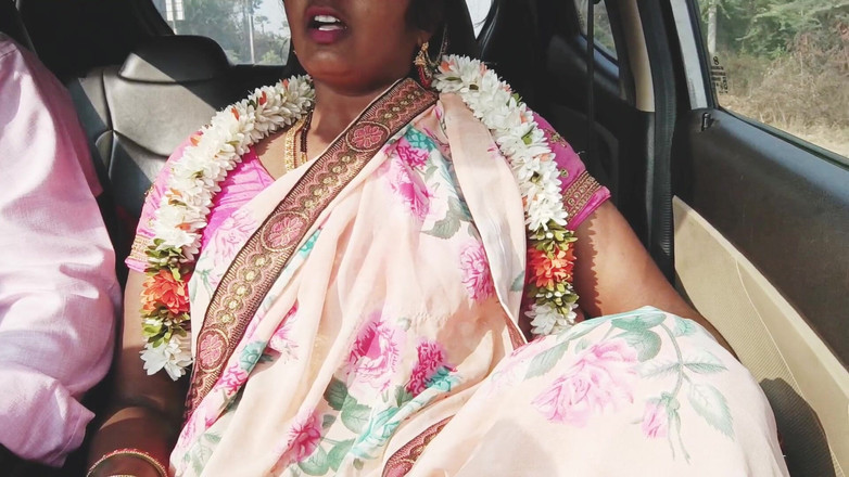 Telugu honey lips: Hedvábná tetička sex v autě, Telugské špinavé řeči, epizoda -1, část - 3, sexy saree Telugská...