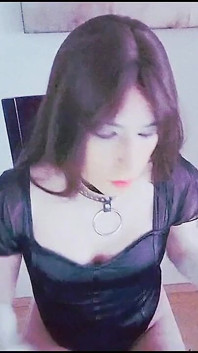 Tammysissy masturbiert wieder