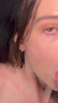 Sexy Peituda Angel Anne Desleixada Garganta Profunda Boquete