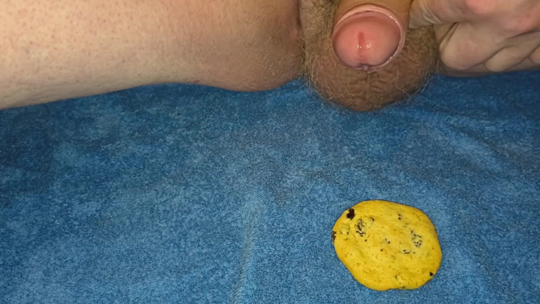 Player026: Cookie Cum Shot