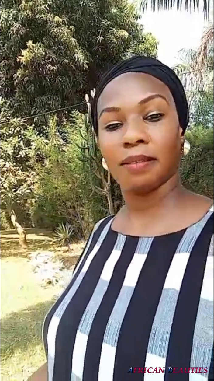 African Beauties: MILF Nikkie About African Life