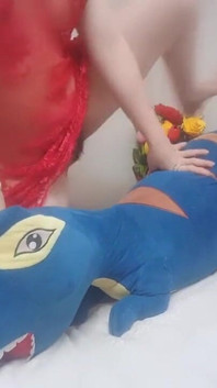 Perfect Ass and Pussy Ride Dinosour so Sexy Cute