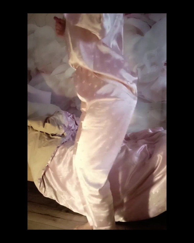 Legs Shaking From Embarrassment... What if Someone See Me Peeing in Pajama?! (Froilein P) Legs Shaking From Embarrassment... What if Someone See Me Peeing in Pajama?! (Froilein P)