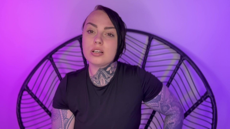 Miss Valentina: Ballbusting i jebanie