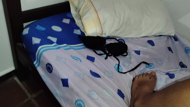 AngyAmazon: Mi marido me lame el coño después de que el...