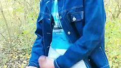 Idmir Sugary: Nadržený Twink se dvakrát vystříká do ruky a nechal sperma...