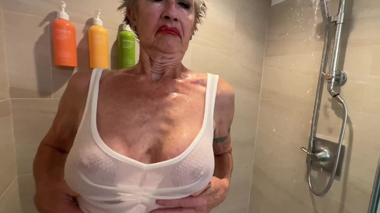 FromThisNight: In ons Waikiki hotel - bretels, zonsondergang en slow-motion douche