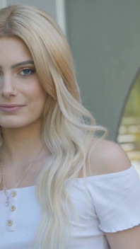 Cô bé tóc vàng tuổi teen nella jones âm hộ ướt át tuyệt đẹp đụ mạnh bạo!