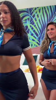 Nackter anprobe - 4 mädchen, jedes outfit wechselt rein (4k)