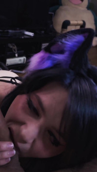  Apa yang Anda katakan kita bermain sedikit?  Cewek catgirl seksi nyepong kontol pov!