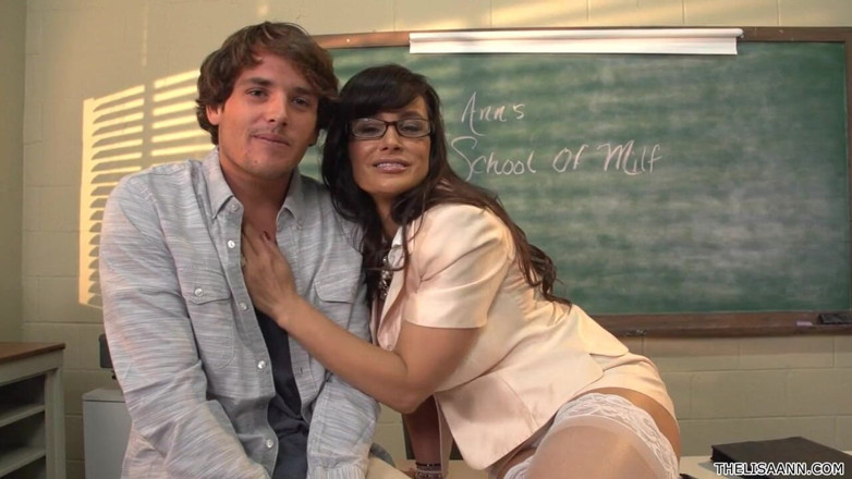 The Lisa Ann: ลิซ่า แอนส์ คอลเลจ ออฟ มิล์ฟ บทหลังกล้อง