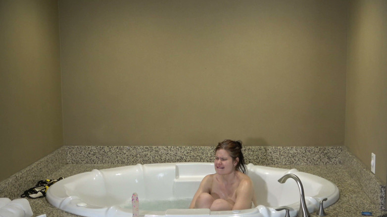 Gentleman Porno: Big Black Man Fucks Deaf Woman in a Jacuzzi