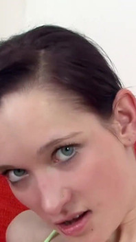 Wenn niemand anderes um dich herum ist, lass einfach deinen stiefvater dich ficken