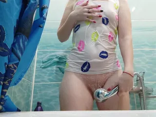 Meri-Mouse: Varm Tve I En Vd T-shirt Giver Et Blowjob
