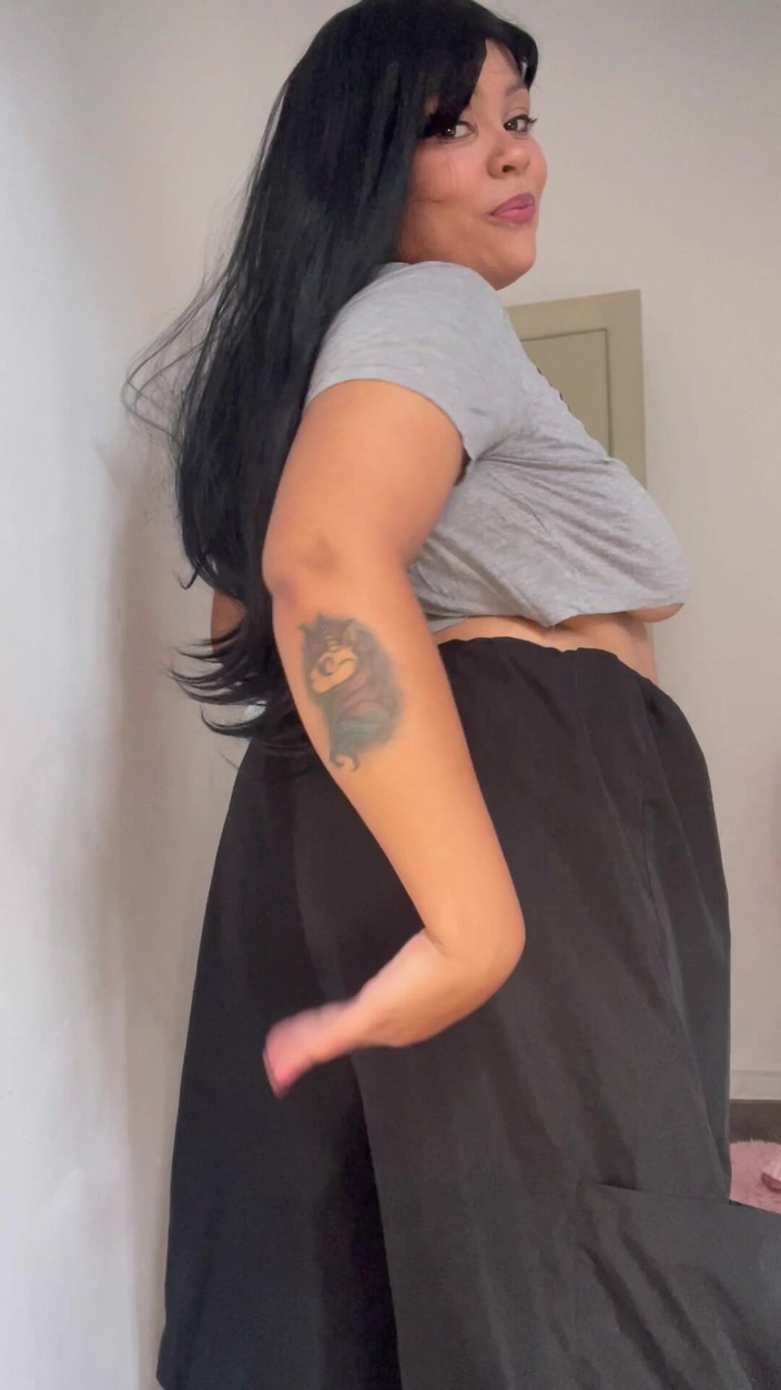 Cutiepiie Chubby: La bbw scoreggia e viene sui pantaloni della borsa fino...